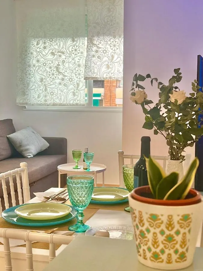 Apartment Relaxing Suite With Lovely Patio Malaga Spain